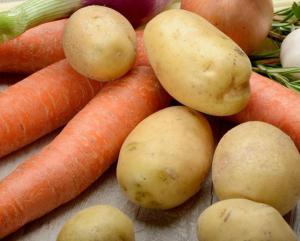 Кому не стоит есть морковь и картошку